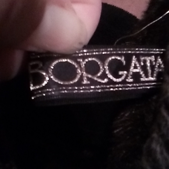 Home decor Pillow - Picture 3 of 5